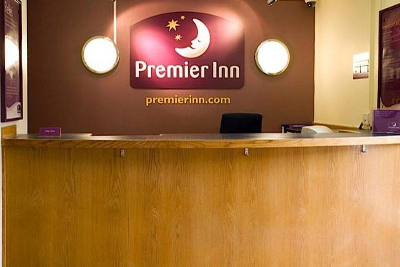 Premier Inn London إيلفورد المظهر الخارجي الصورة